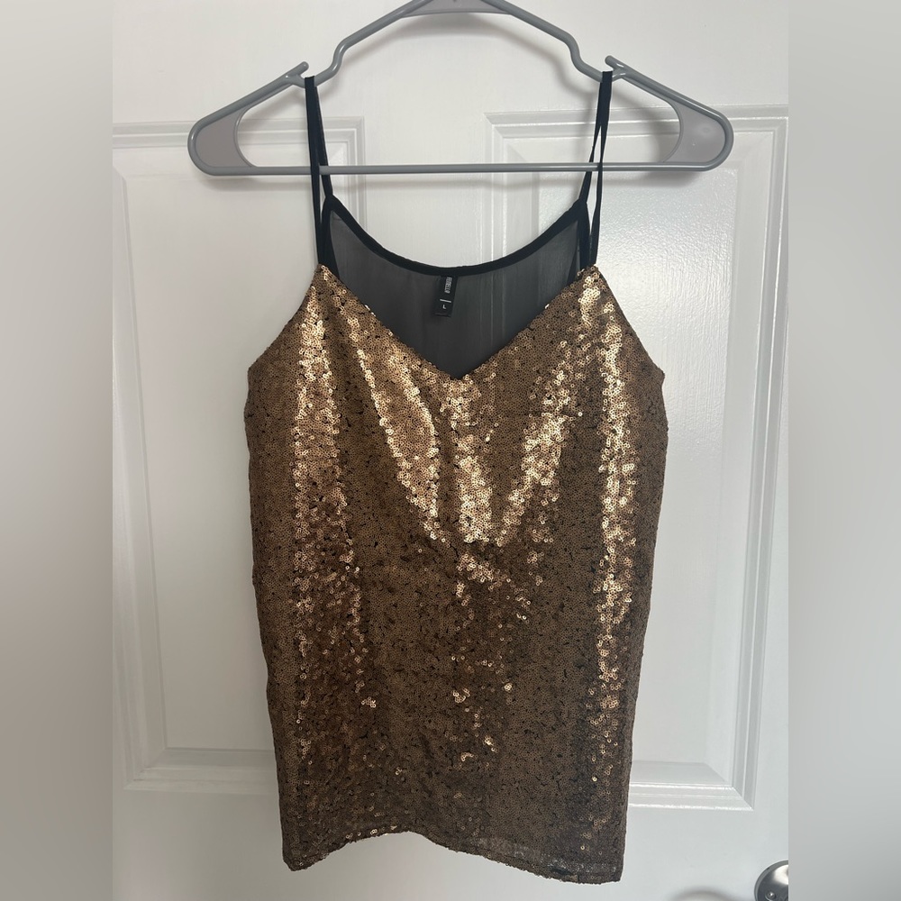 Sequence party top
